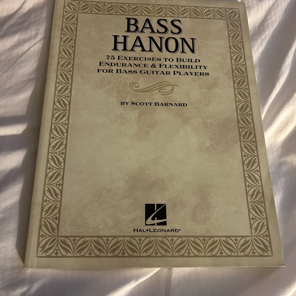 Hal Leonard Bass Hanon • 75 Exercises • Endurance & Flexibility Method • NEW